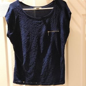 Suzy Shier short sleeve top